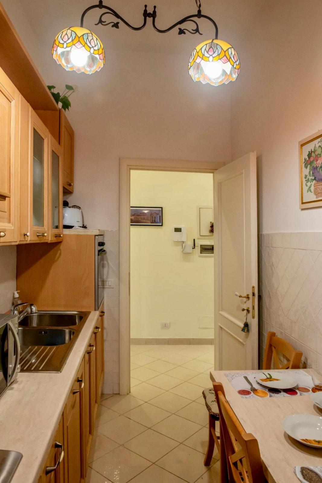Alberto Vatican House Рим Екстериор снимка