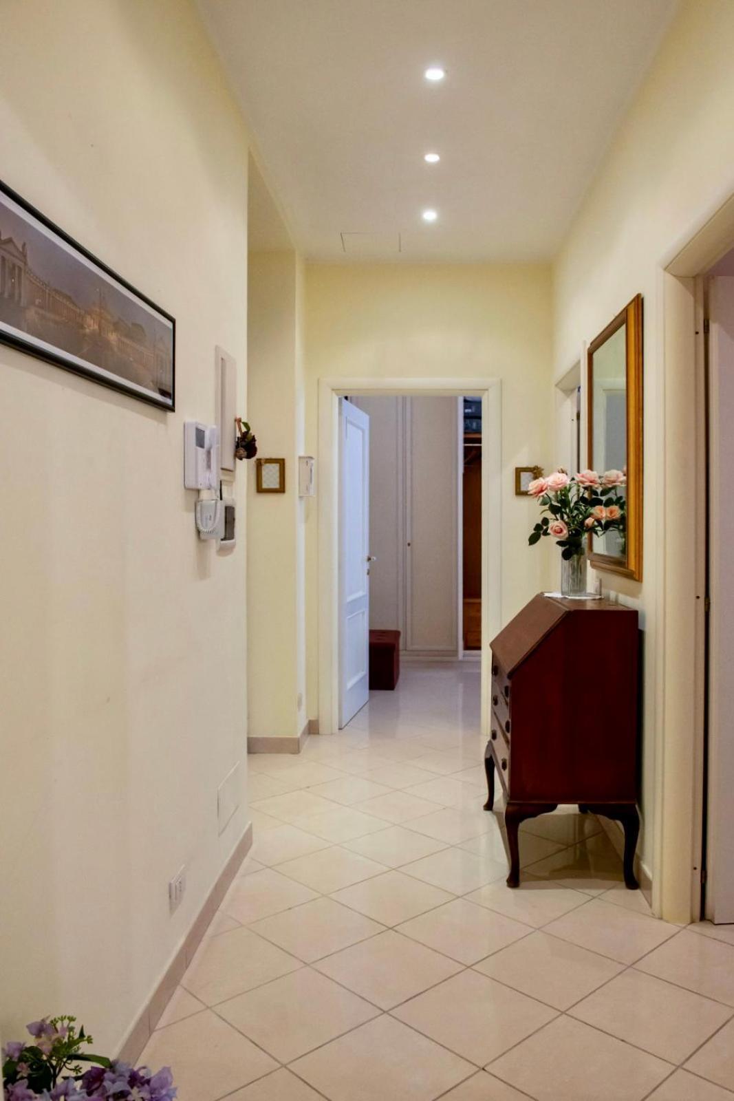 Alberto Vatican House Рим Екстериор снимка